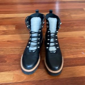 Marc Fisher lug sole boot with fur, women’s size 8.5